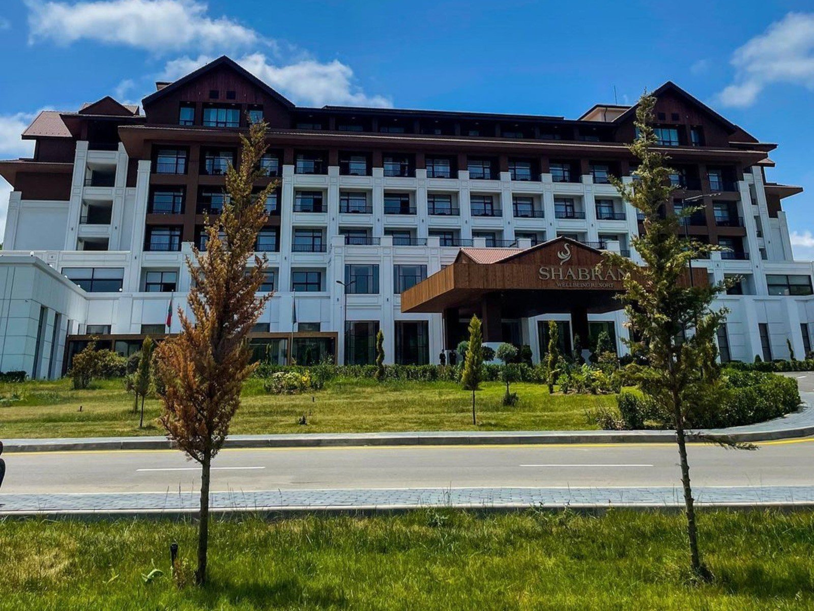 Подробнее о статье Shabran Wellbeing Resort